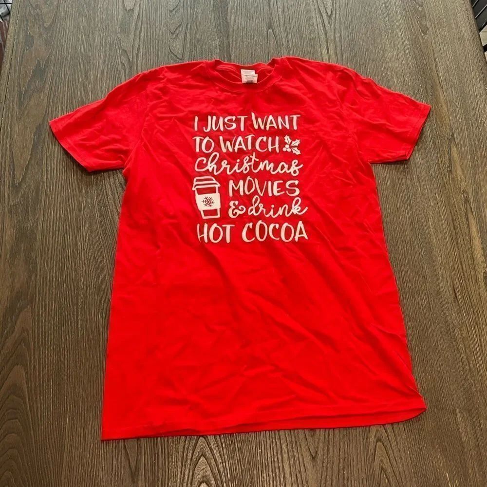 NWOT Christmas Movies Hot Cocoa Graphic Funny Holiday Short Sleeve T-Shirt Sz M
